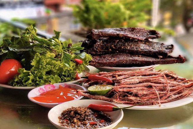 Thịt trâu gác bếp - Ảnh 5. Thịt trâu gác bếp - Ảnh 5.